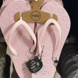hello kitty flip-flops