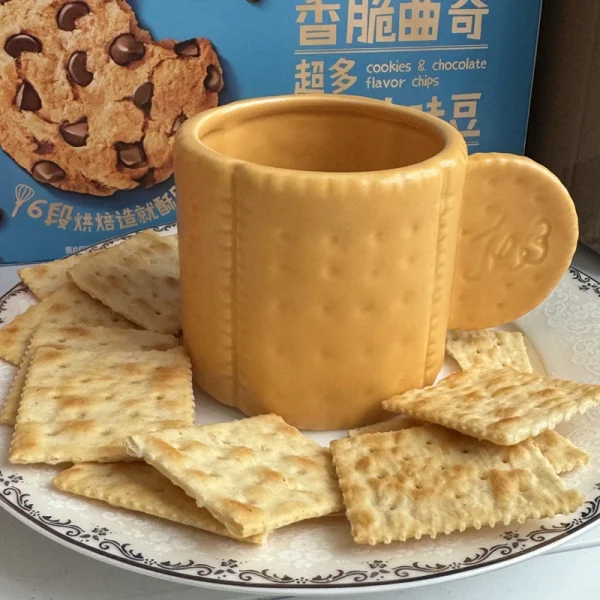 Yummy Biscuits! Creative Shaped Coffee Cup