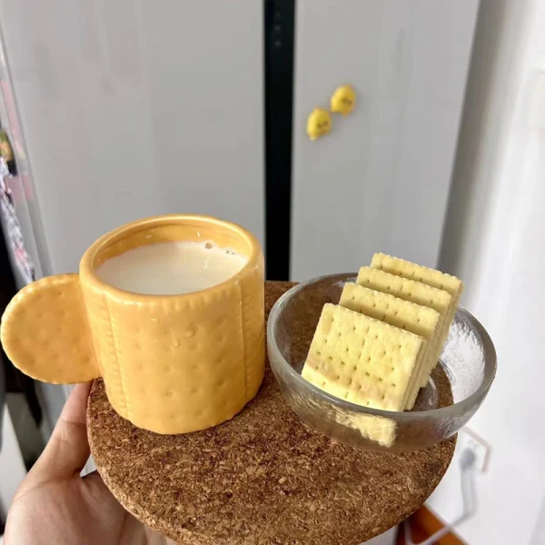 Yummy Biscuits! Creative Shaped Coffee Cup