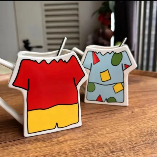 Crayon Shin-chan Shirt Design Mug Cute Cartoon Water Cup
