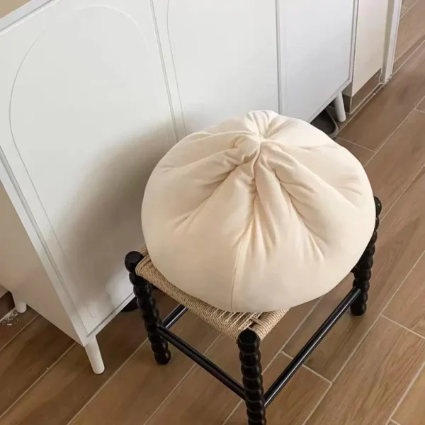 FLCHCU000020-01 Creative Steamed Bun-Shaped Pillow Cute Soft Cushion